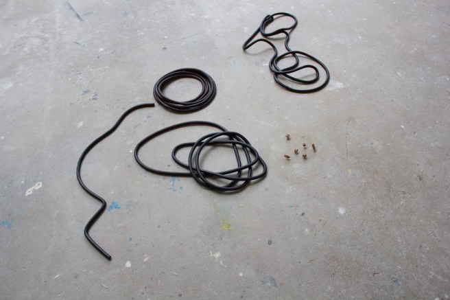 Ausstellungsansicht 3, mit einer Arbeit von Benjamin Stölzel